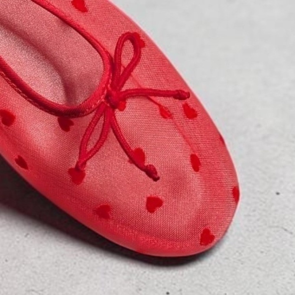 No Boundaries Red Heart Mesh Ballet Flats Women's Size 9 1/2 New NWT - Picture 4 of 9